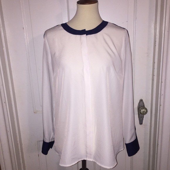 J. Crew Tops - NWOT J. Crew Cream/Navy Blouse  Size 8
